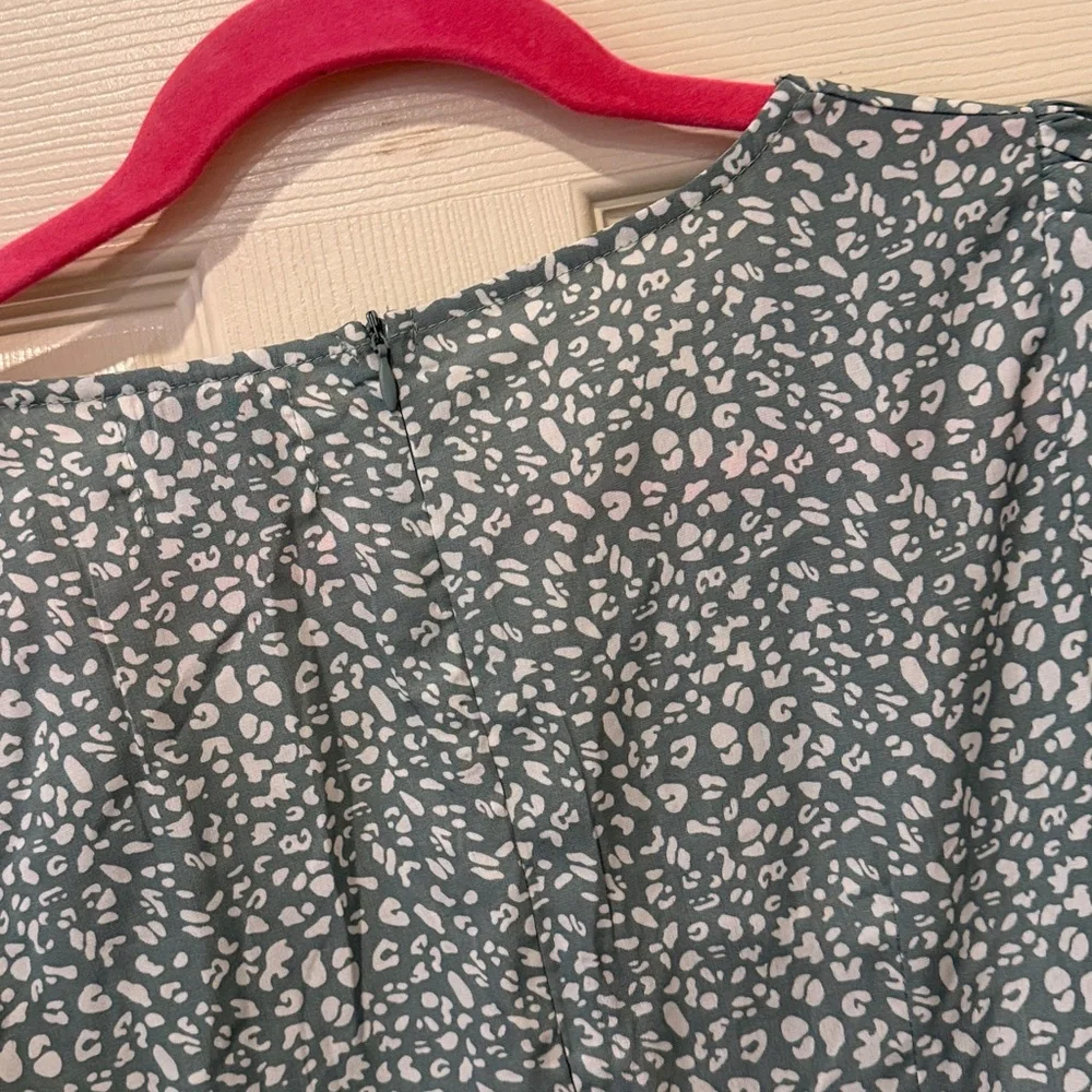 Princess Polly The Sting green mini dress, size 2 - Picture 9 of 10